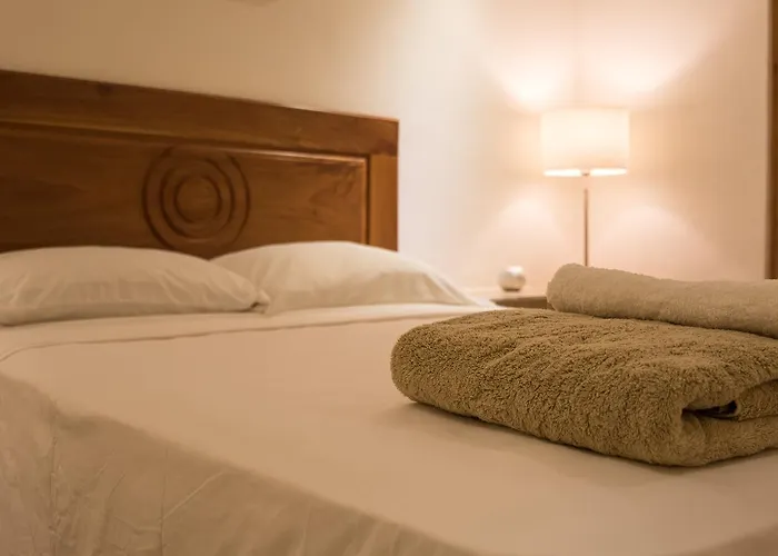 Borntobewild Ecoresort Lodge Artola